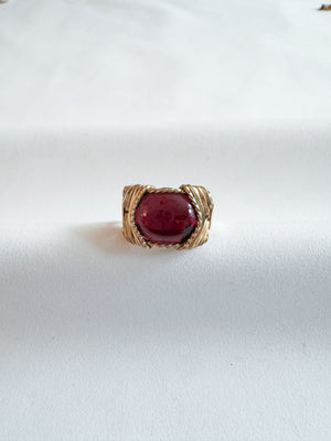 Vintage Gold Wire Red Ring