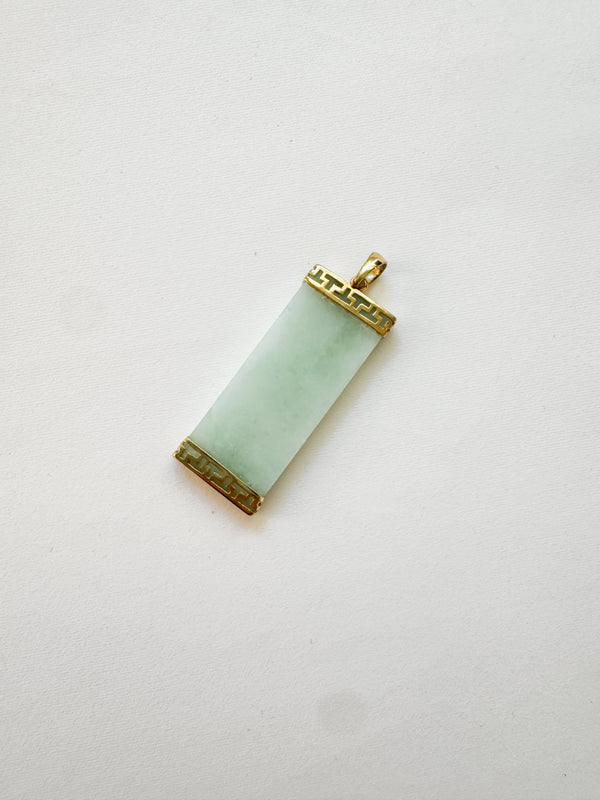 Vintage 14k Jade Pendant