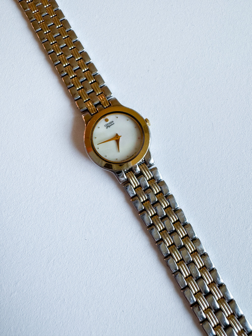 Vintage Two-Tone Pearlescent Citizen Watch